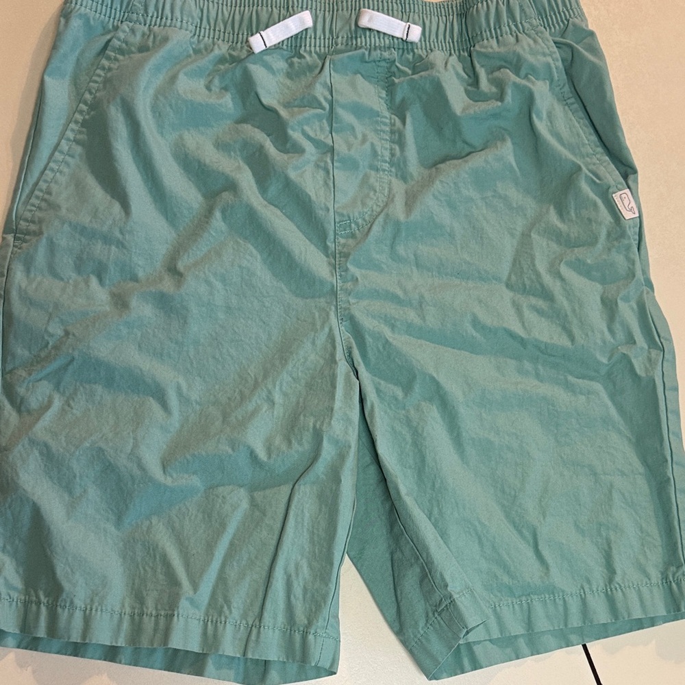 Vineyard Vines Boy’s Green Elastic Waist Shorts XL 7” inseam 100% Cotton